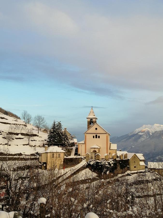 Casa Vacanze La Carbunera Vila Domodossola Exterior foto